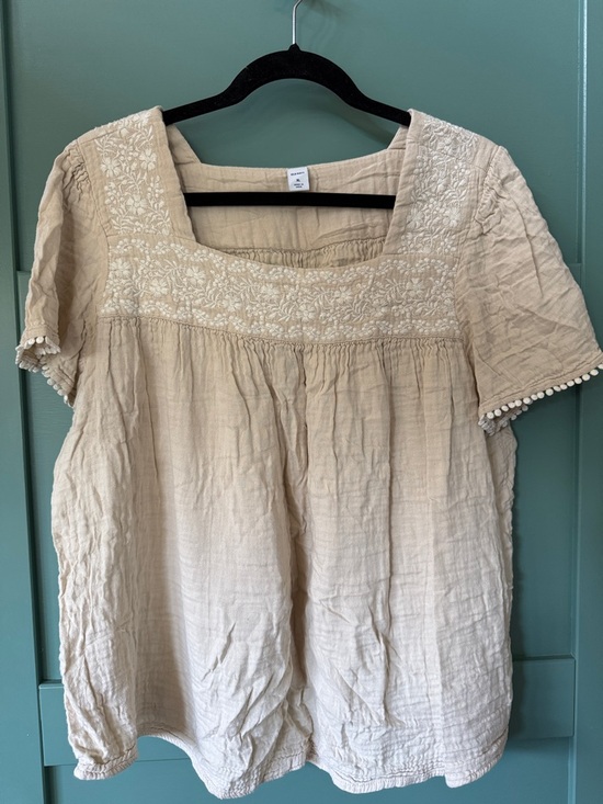 Old Navy Tops - Old Navy Cream Embroidered Square-Neck Tunic Top